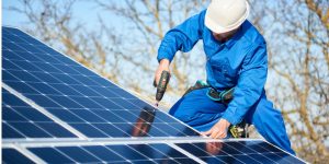 Installation Maintenance Panneaux Solaires Photovoltaïques à Le Pradet